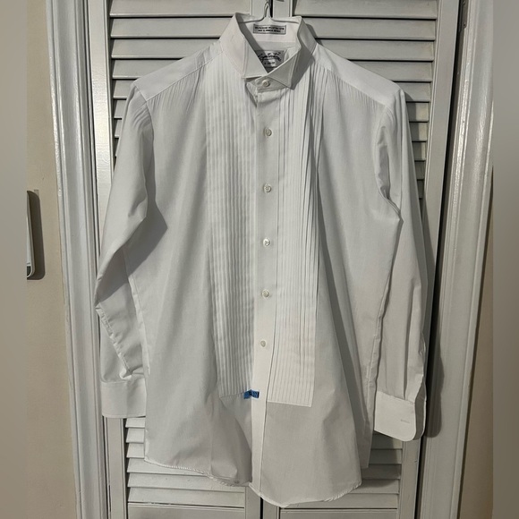 Southeastern Mens Tuxedo Shirt Sz S 30/31 White Button Up Pleated Poly Cotton - Picture 1 of 9